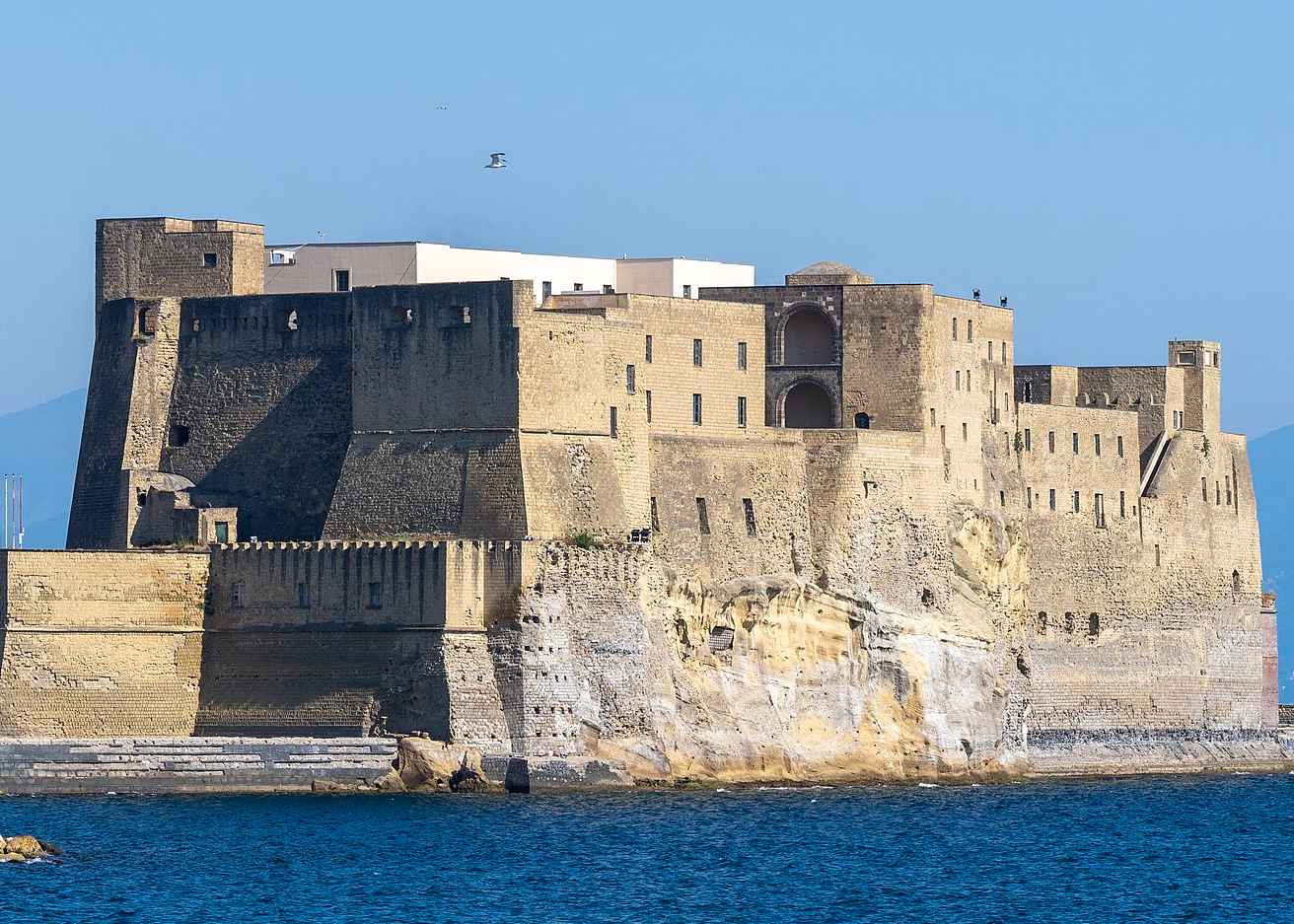 Castell Dell'ovo
