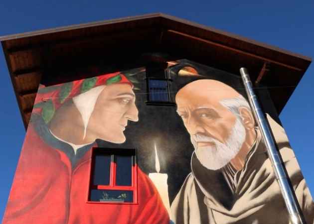 Murales Dante Alighieri e Gioacchino da Fiore di Agostino Cirimele 